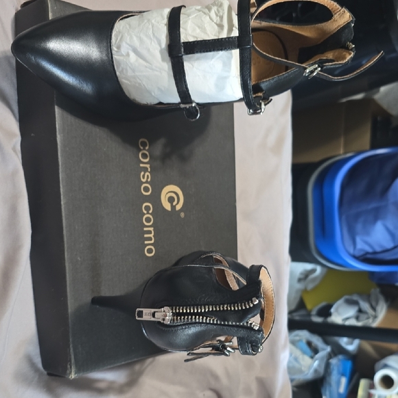 Corso Como Black Strappy Heels - Picture 4 of 7